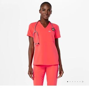 FIGS Catarina Scrub Top - FIERY CORAL - S
